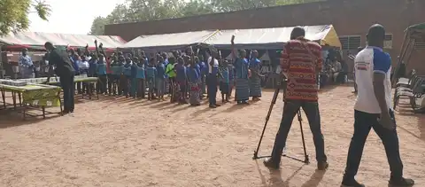 Photos de la dédicace du Nouveau Testament winyé11