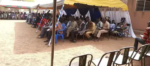 Photos de la dédicace du Nouveau Testament winyé13